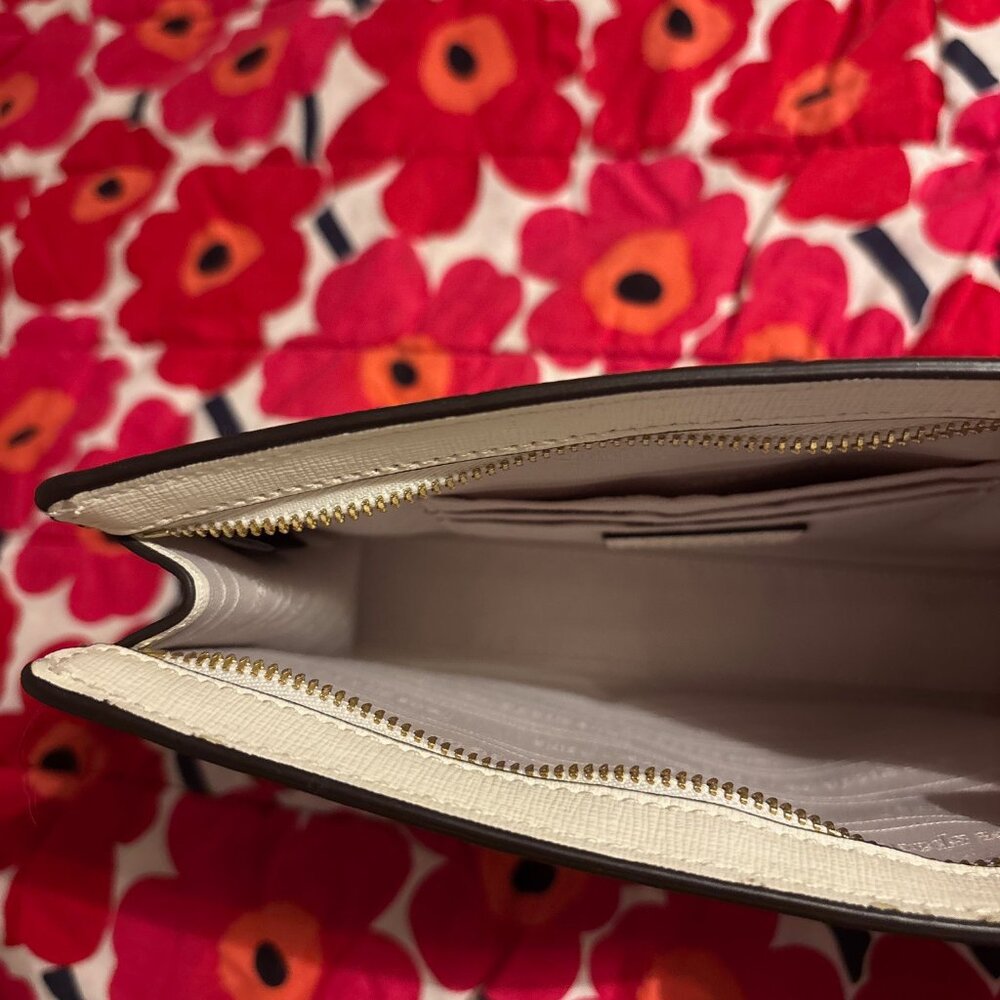 Kate Spade Lemon Wristlet - Picture 3 of 3